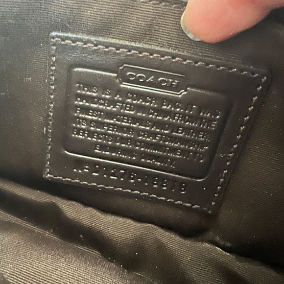 Coach crossbody - Picture 4 of 5